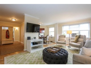 2 bedroom Commercial Property For Sale:..