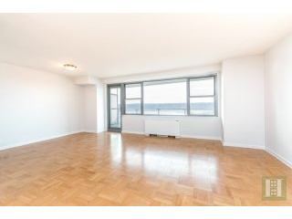 2 bedroom Apartment For Sale: 2500..