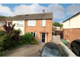 3 bedroom, Semi-detached House house..