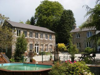Water Mill Plus Guest Gite Cottage