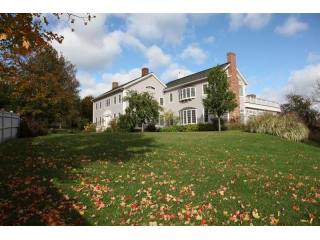 5 bedroom Residence For Sale: Out of..
