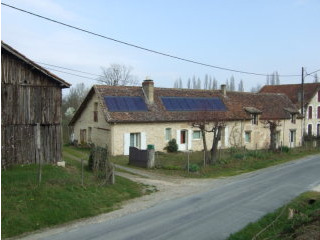 maison ST LAURENT DES VIGNES 367 425..