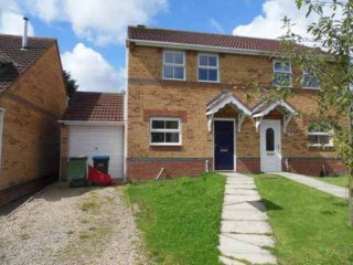 3 bedroom, Semi-detached House house..
