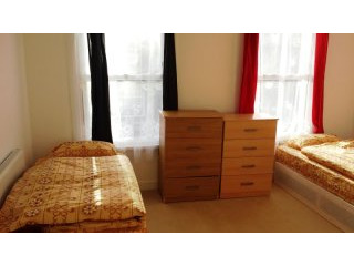 Room share for women, Zone 3..