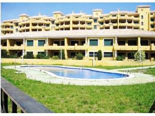 * 2 BED GOLF APARTMENT