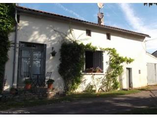 Pretty 4 bedroomed stone house with..