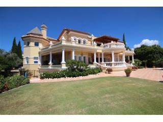 Villa - Magnificent residence set in..
