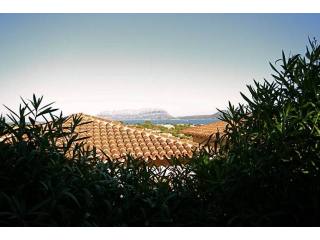 2 Bedrooms - Apartment - For Sale