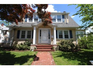 3 bedroom House For Sale: 2 Bryant..