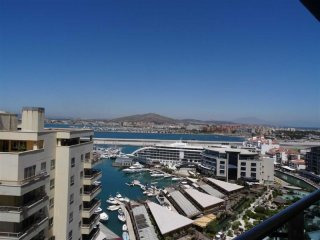 2 bed apartment in Ocean Village