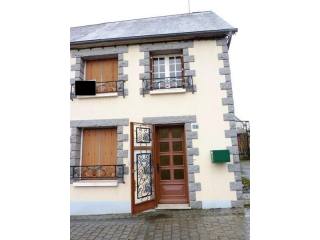 Maison De Bourg