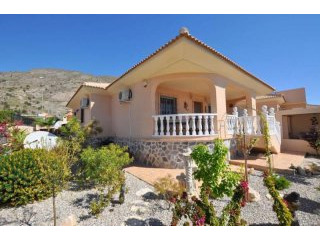 Corner Urbanisation Villa (Ref. PV13117)