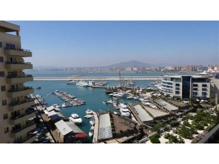 2 bed apartment in Ocean Village