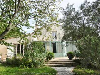 5 bedroom Villa For Sale: 34000..