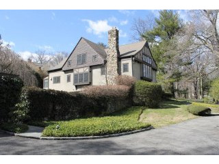 3 bedroom House For Sale: 30 Willowmere..