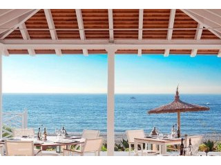 2 New Villas Front Line Golf with..