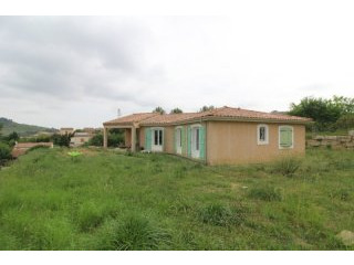 4 Bedrooms - Villa -..