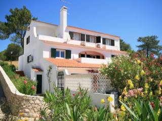 3 Bed Golf Apartment With Pool In Vale..