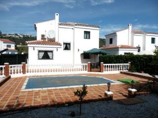 Villa for Sale in Puente De Salia -..