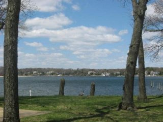 3 bedroom Flat For Sale: 1137 Harding..