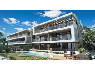 Apartamentos y áticos de construcción nueva en Ciudad Q..