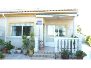 RS359, Corner townhouse in Torre de la..