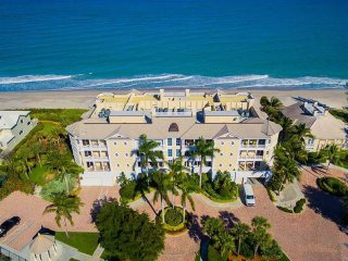 3 bedroom Flat For Sale: 200 E Sea..