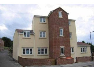 5 bedroom, Flat house for sale