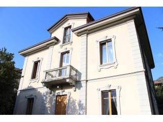 8 bedroom Villa For Sale: Cernobbio