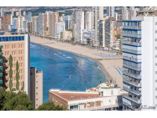 Nice flat in Rincon de Loix area.It consists of a double..