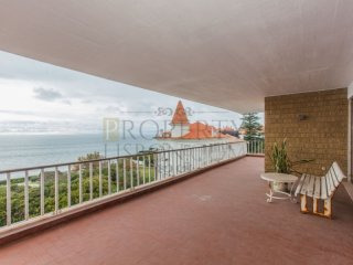 Cascais Coastal Properties, T6..