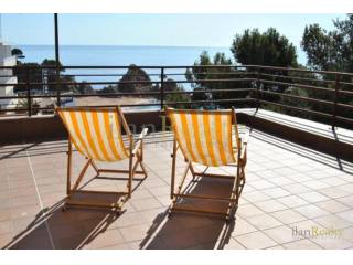 For sale the best sea views from a 30m2..