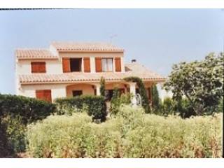 Quality Villa On A Quiet Street
