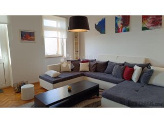 Rijeka, Trsat stan 2s+db, balkon, najam