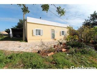 Algarve Property With Large Plot In..