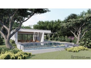 Istra, Labin, samostojeća kuća 160m2 s bazenom