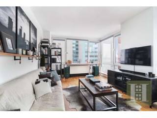 1 bedroom Apartment For Sale: 635 WEST..