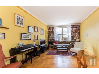 2 bedroom Apartment For Sale: TOP FLOOR..