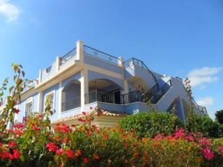Stunning Top Floor Bungalow