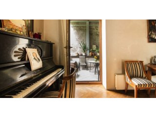 Elegant Apartment In Art Nouveau Area..