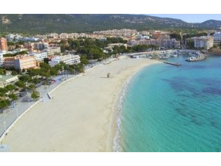 Penthouse frontline with sea-views in..