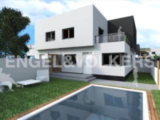 High quality chalets very well located