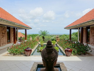 5 bedroom sea view residence in..