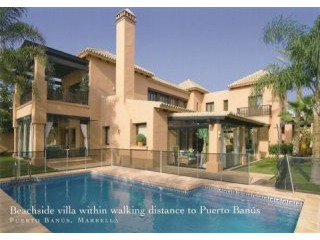 4 Bedrooms - Villa - Malaga - For Sale