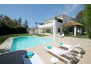 5 Bedrooms - Villa - Malaga - For Sale