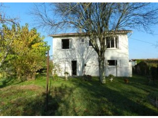Nice Detached House in Quiet Spot