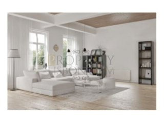 T2 New Lisbon Apartment in Avenida..