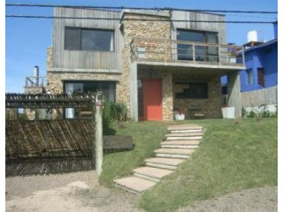 3 Bedroom House - For Rent -..