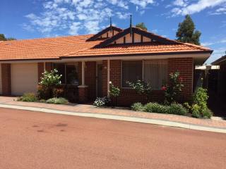 Jacaranda Gardens : Home Open every Wed..