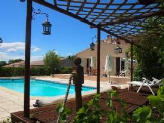 Traditional Villa With Stunning Pool